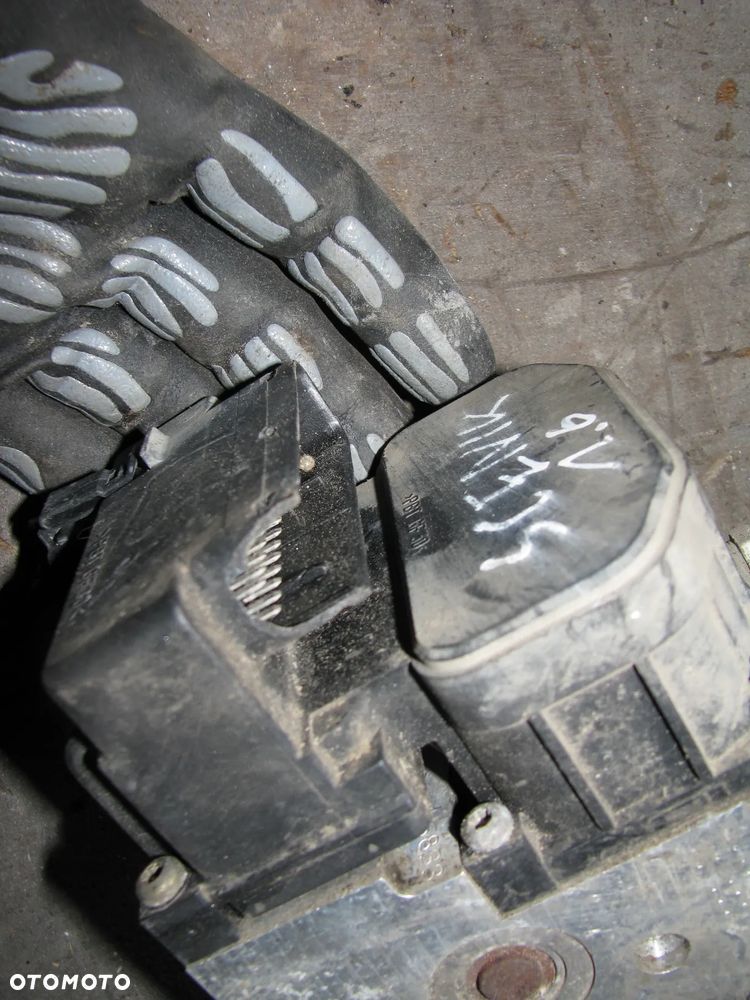 SCENIC I LIFT STEROWNIK POMPA ABS 0273004395 7700432643 - 3