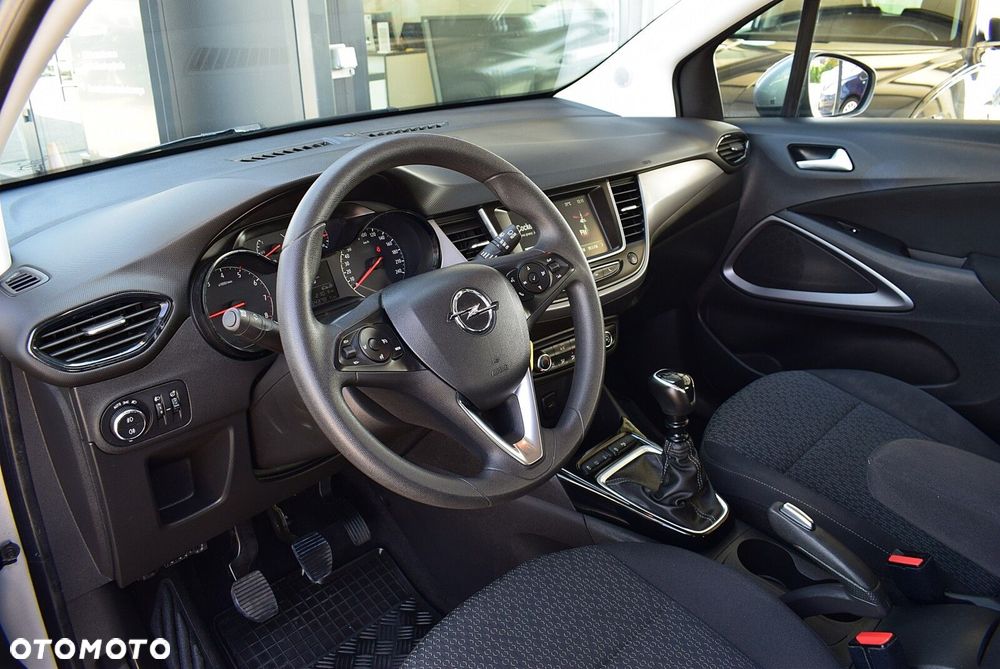 Opel Crossland X 1.2 T Enjoy S&S - 11