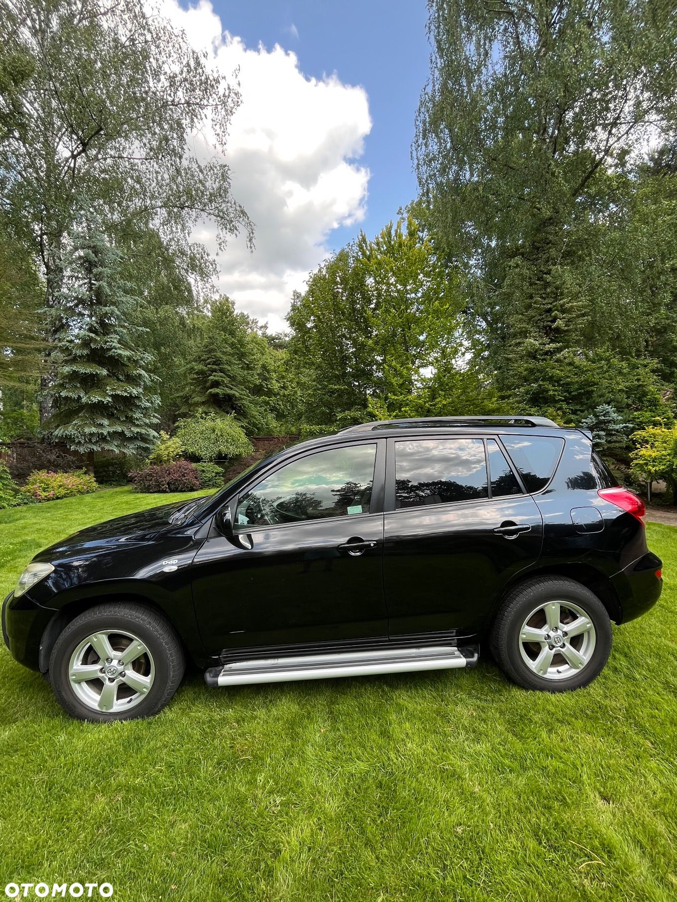 Toyota RAV4 - 1