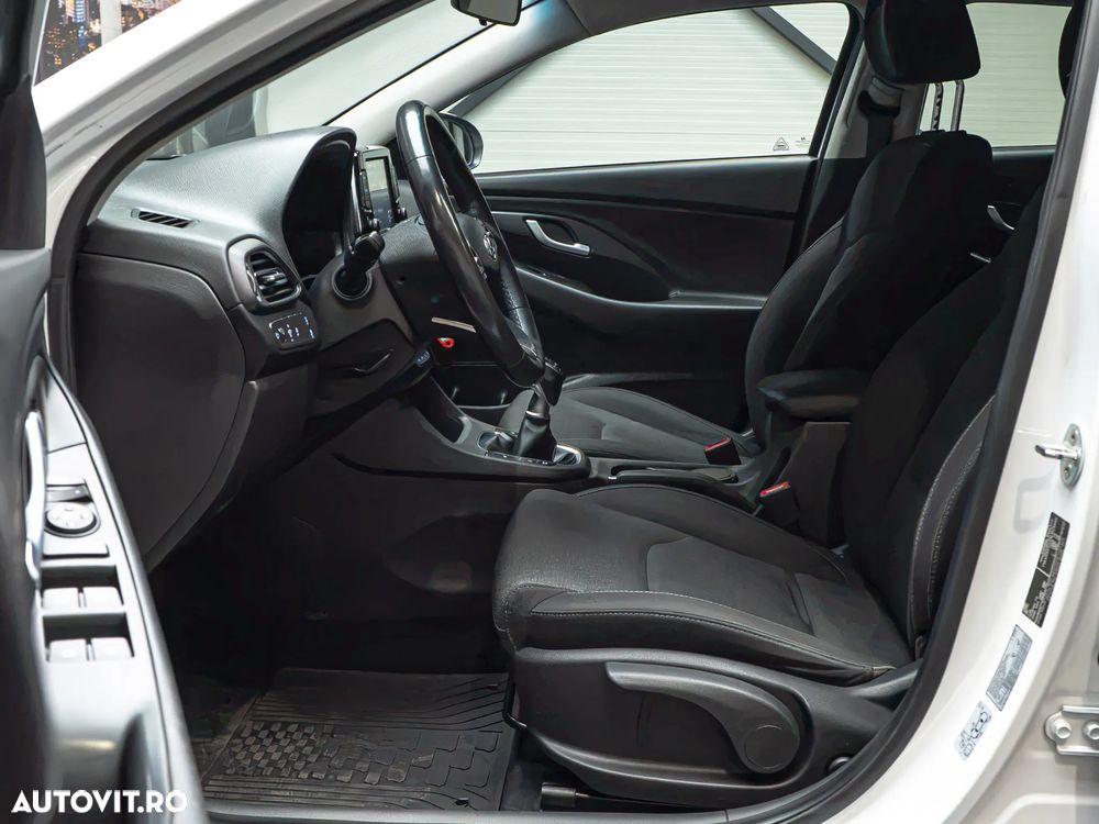Hyundai i30 1.5 160CP MHEV 48V M/T Highway - 5