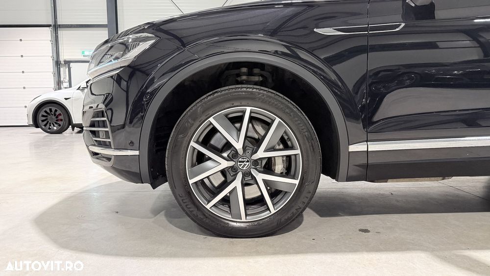 Volkswagen Touareg 3.0 V6 e-Hybrid 4Motion Aut. Atmosphere - 18