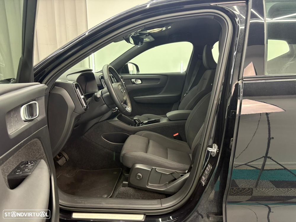 Volvo XC 40 Recharge 69 kWh Single Motor RWD Core - 12