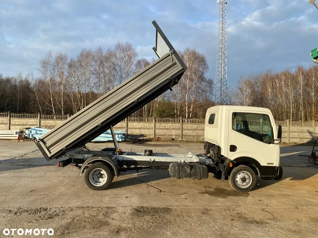 Nissan Cabstar - 2