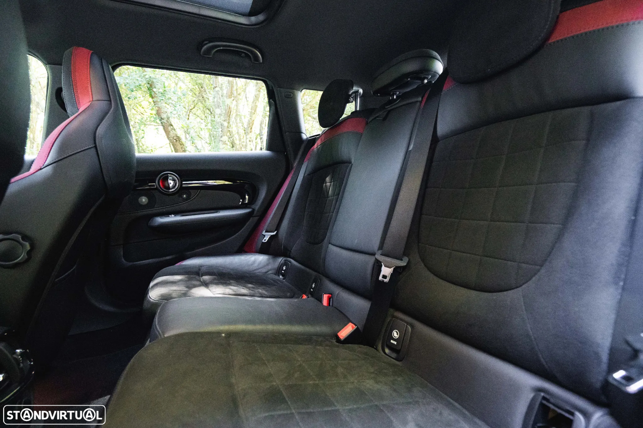 MINI Clubman John Cooper Works ALL4 Auto Desp. - 37