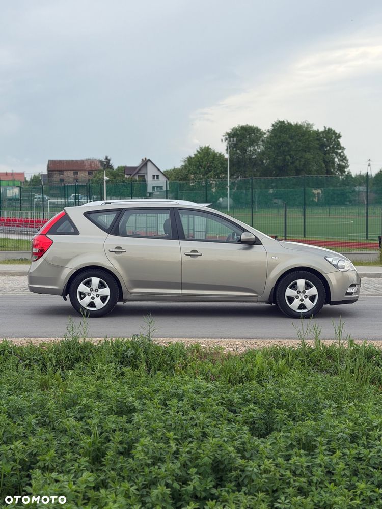 Kia Ceed 1.6 Crdi Comfort - 11
