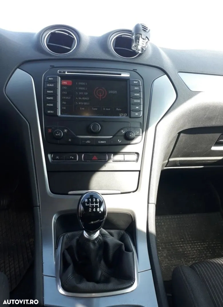 Ford Mondeo - 3