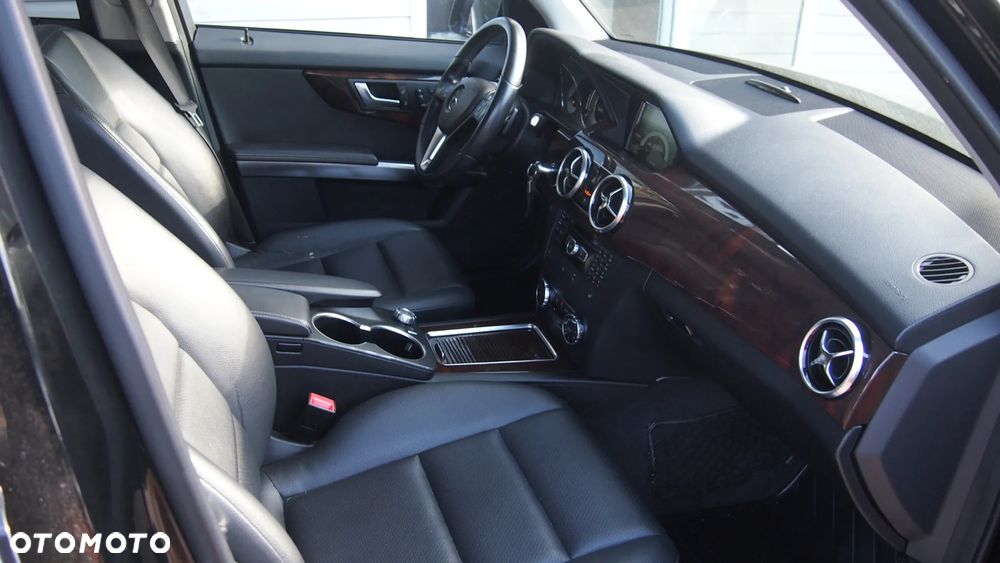 Mercedes-Benz GLK 350 4Matic BlueEFFICIENCY 7G-TRONIC - 8