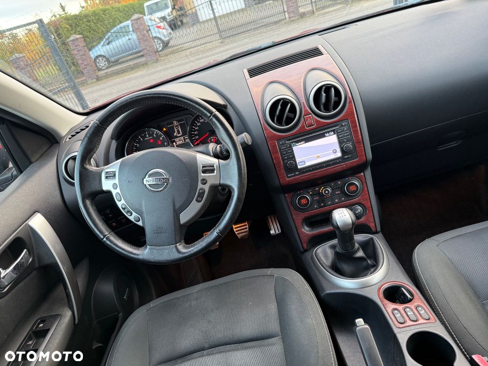 Nissan Qashqai 1.6 Tekna - 24