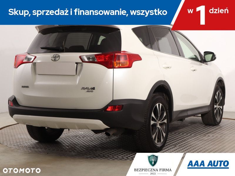 Toyota RAV4 - 7