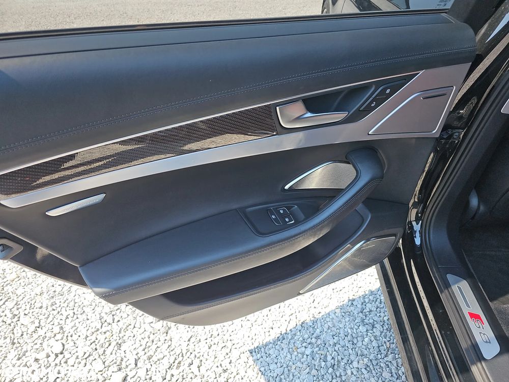 Audi S8 Plus 4.0 TFSI Quattro - 26