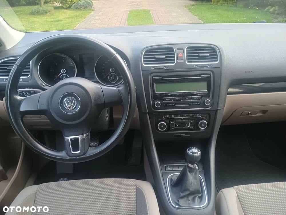 Volkswagen Golf - 15