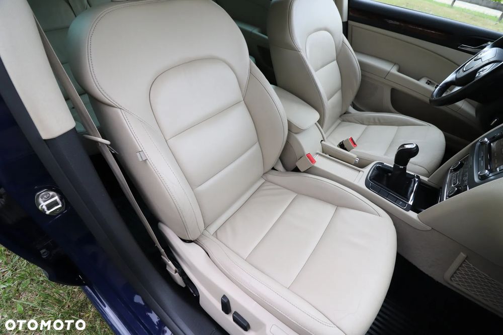 Skoda Superb 2.0 TDI 4x4 Comfort - 16