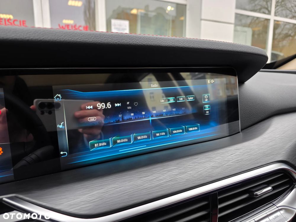 Bestune T77 1.5T Business DCT - 17