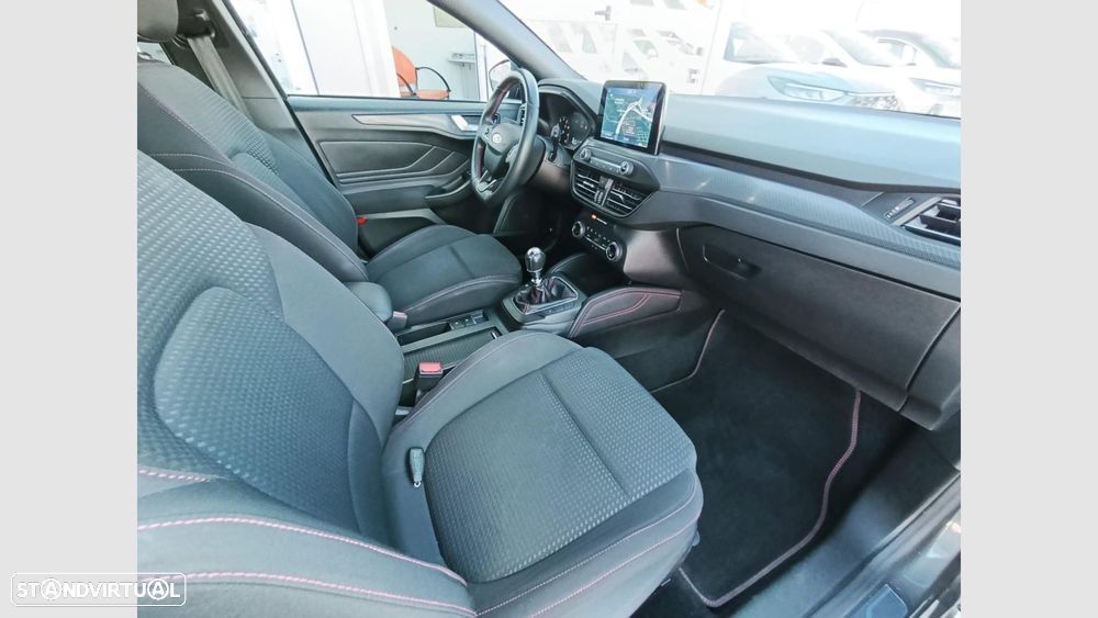 Ford Focus 1.0 EcoBoost ST-Line - 13