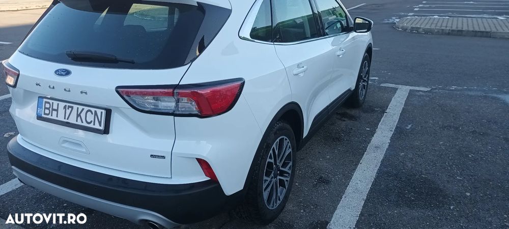Ford Kuga - 4