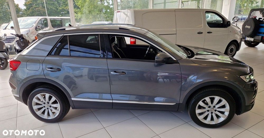 Volkswagen T-Roc - 11