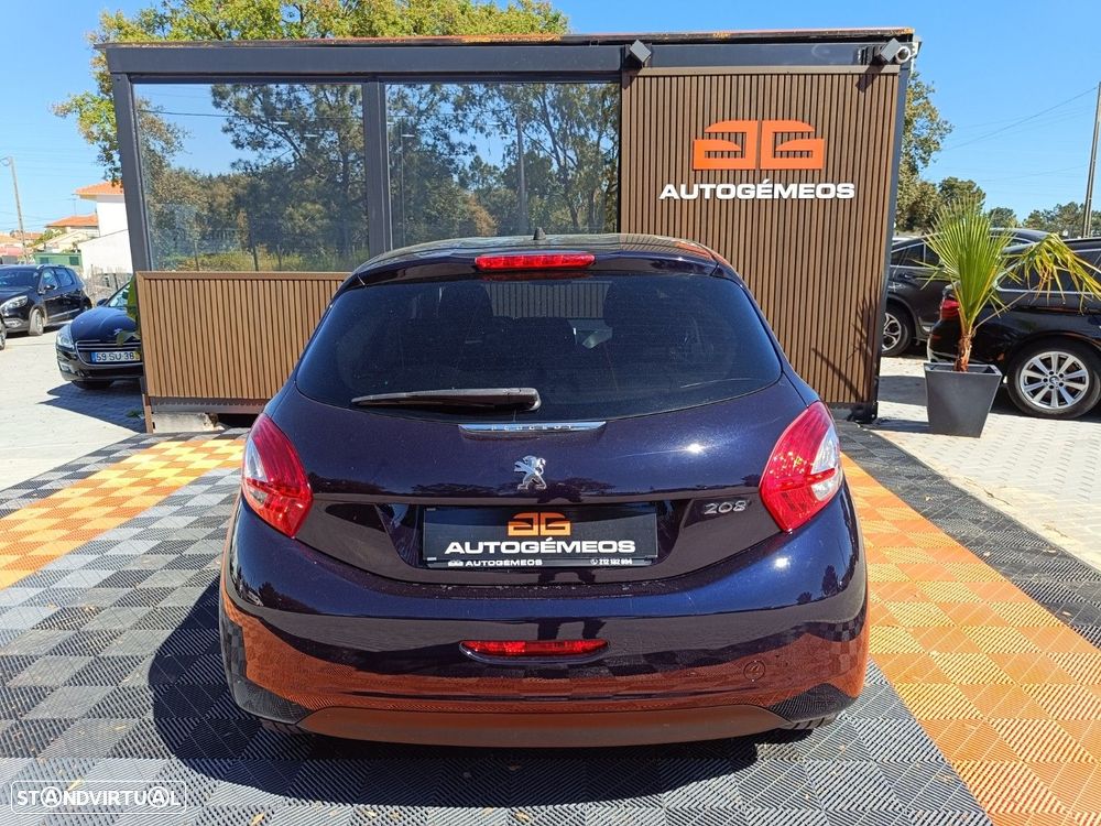 Peugeot 208 1.2 VTi SE Style - 6