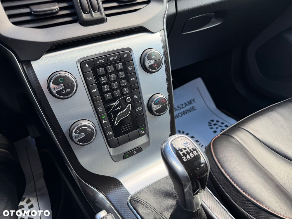 Volvo V40 D2 Ocean Race - 25