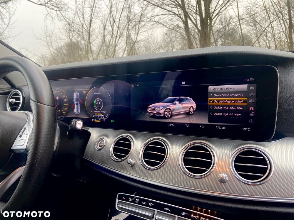 Mercedes-Benz Klasa E 220 d 9G-TRONIC AMG Line - 34