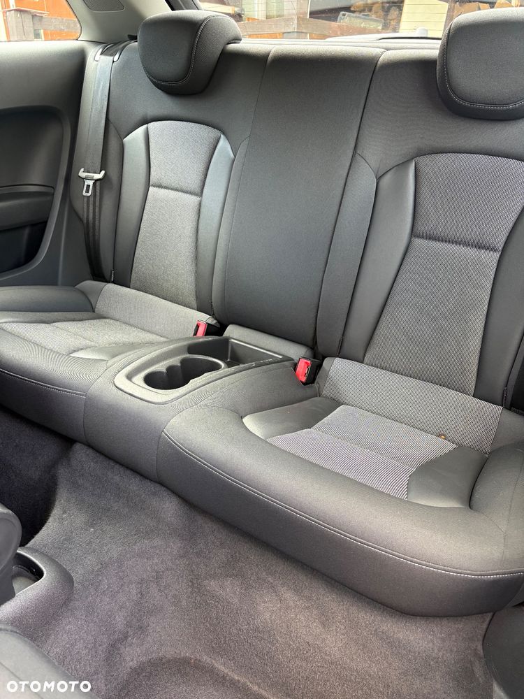 Audi A1 3-drzwiowe 1.6 TDI S line edition - 10