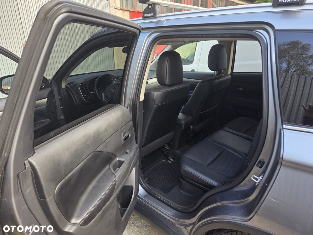 Mitsubishi Outlander 2.2 DID Intense + 4WD - 3