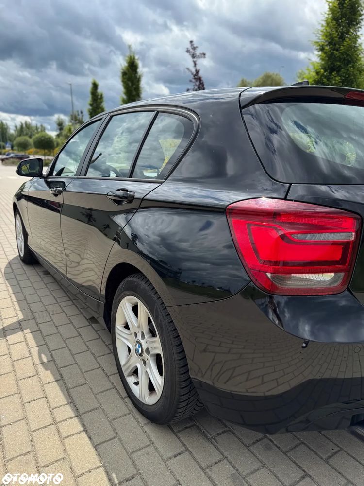 BMW Seria 1 116d Sport Line - 7