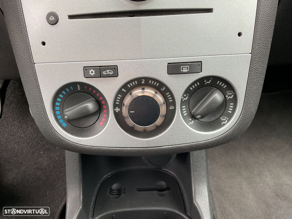 Opel Corsa 1.2 Enjoy - 23