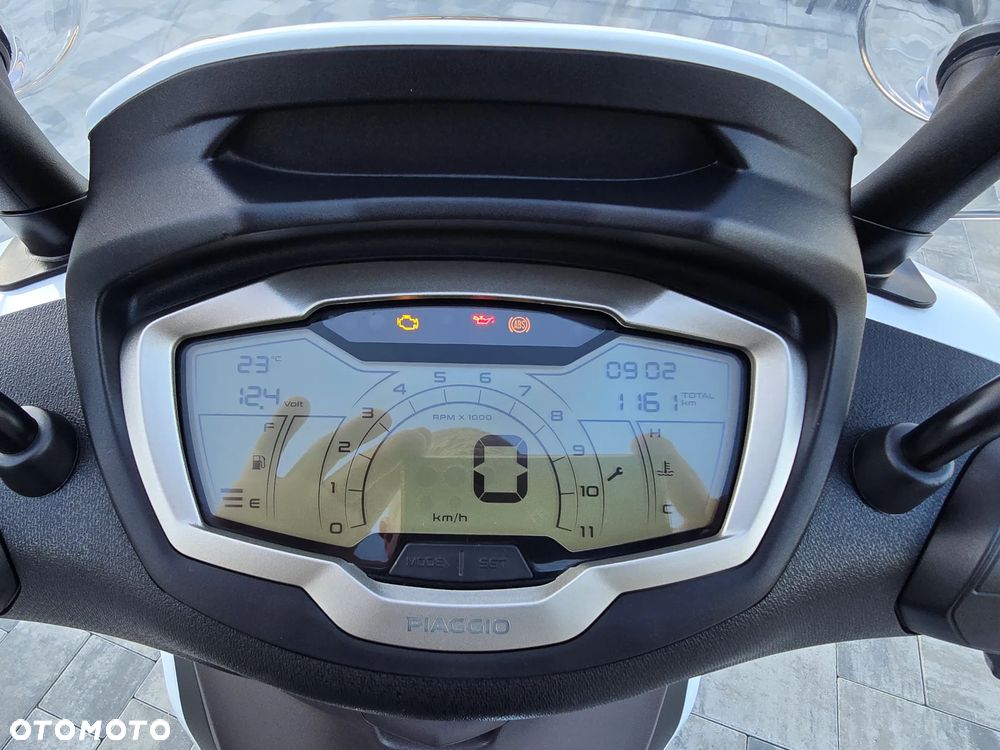 Piaggio Beverly - 8