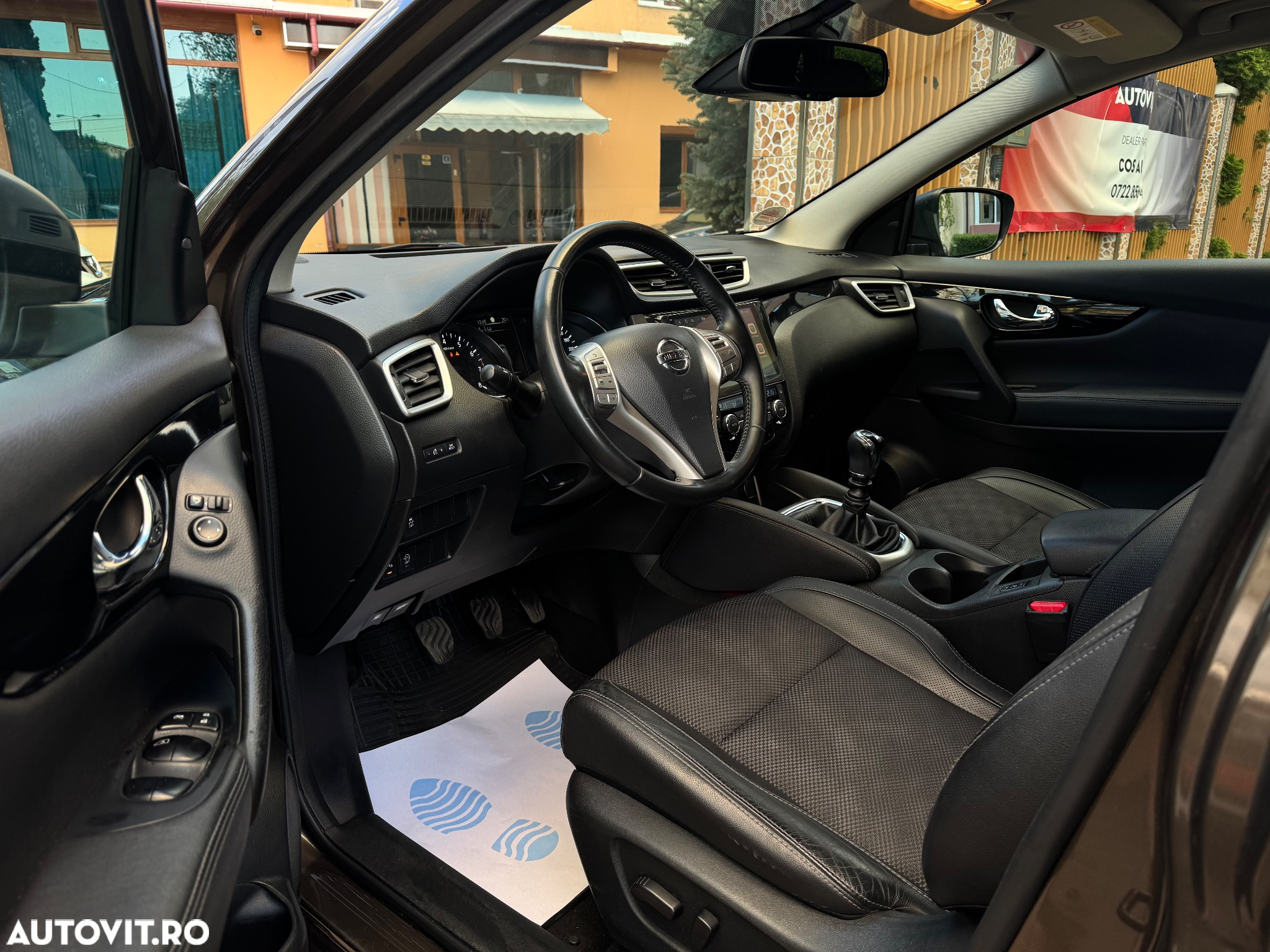 Nissan Qashqai 1.2 DIG-T TEKNA - 10