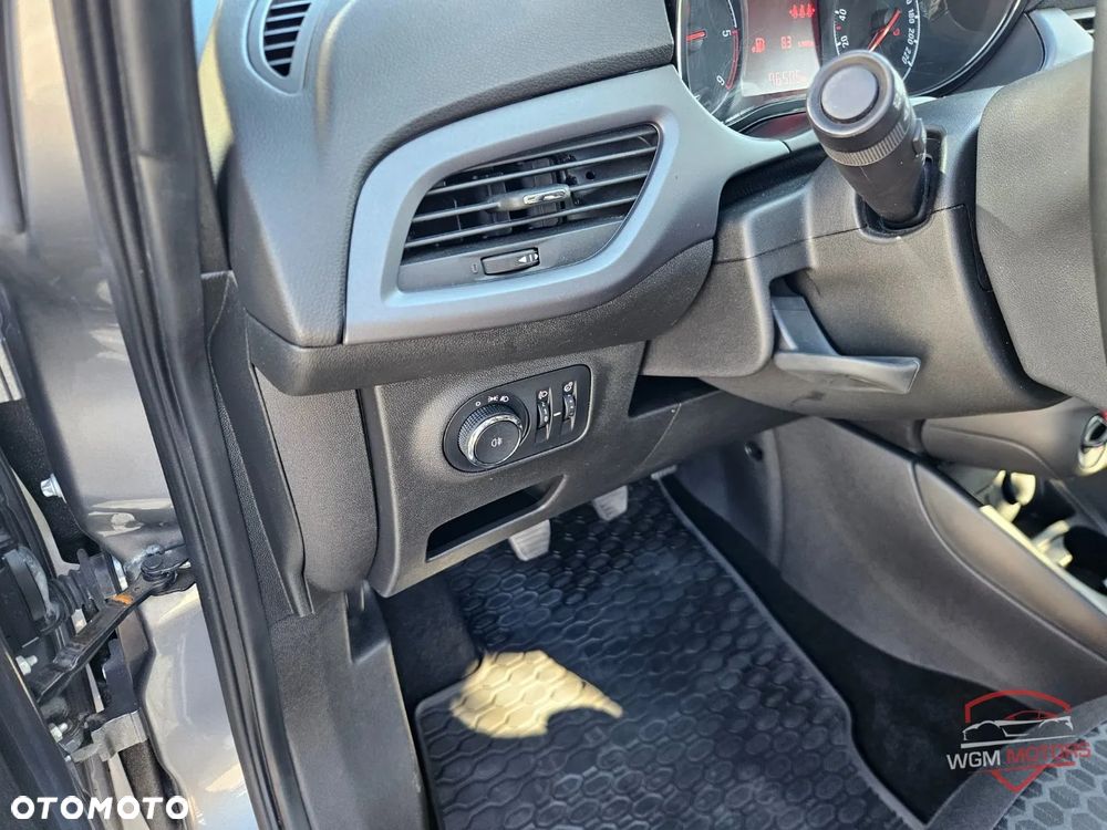 Opel Corsa - 10