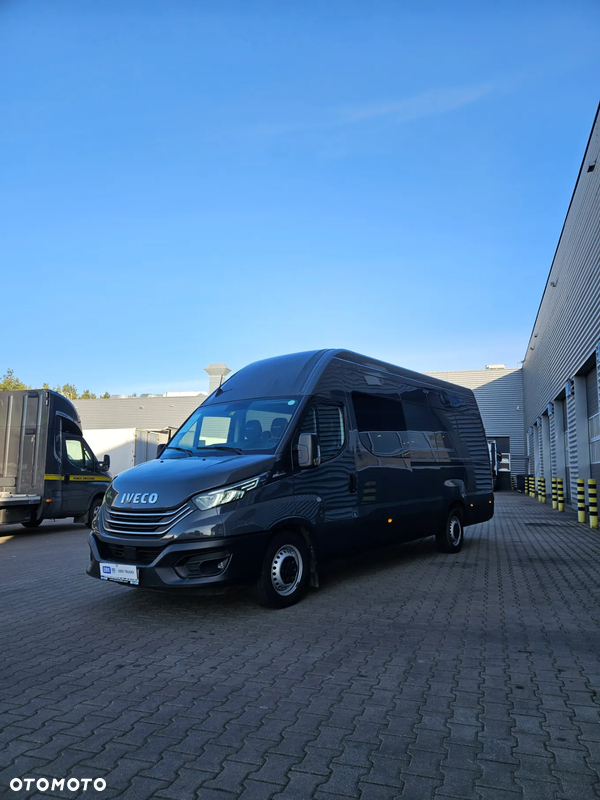 Iveco 35S18A8V (30867)