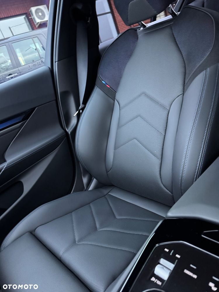 BMW Seria 5 520d xDrive mHEV - 17