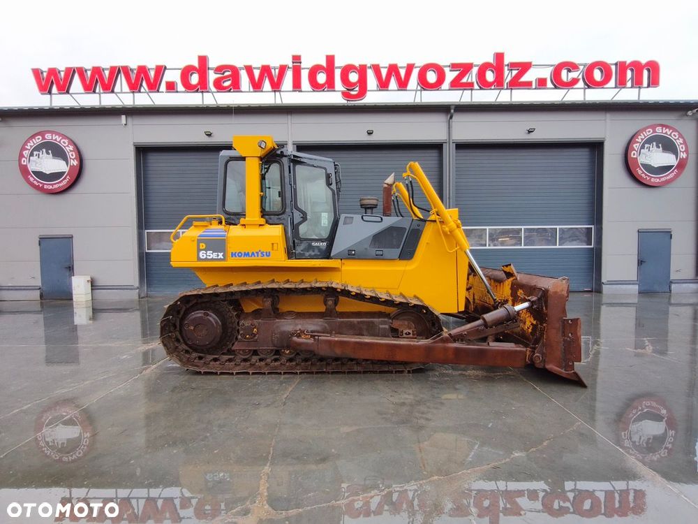 Komatsu D65EX-15 - 3
