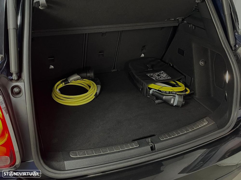 MINI Countryman Cooper SE ALL4 Auto - 32