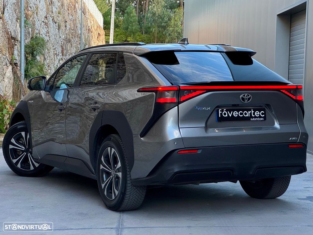 Toyota bZ4X 71,4 kWh Premium AWD - 10