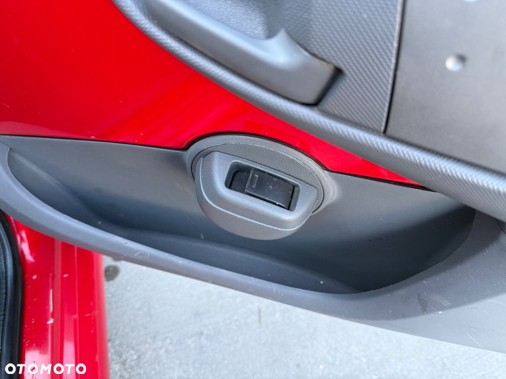 Toyota Aygo 1.0 VVT-i Luna EU5 - 13