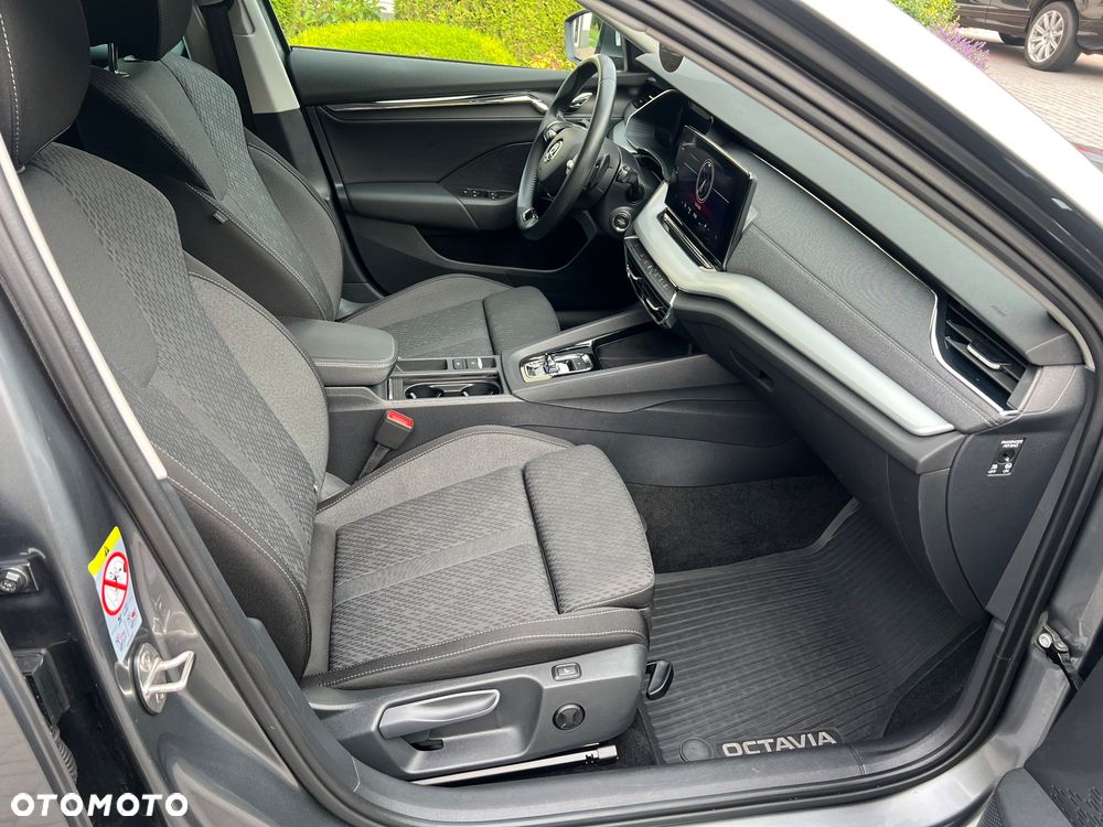 Skoda Octavia 2.0 TDI Style DSG - 14