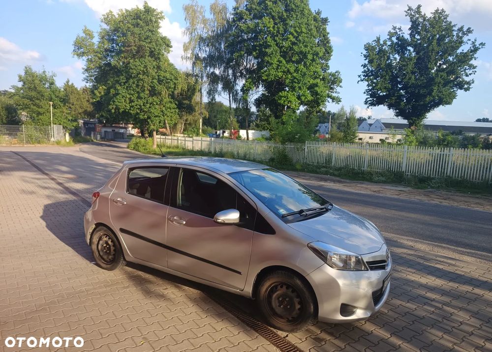 Toyota Yaris 1.0 Terra - 3