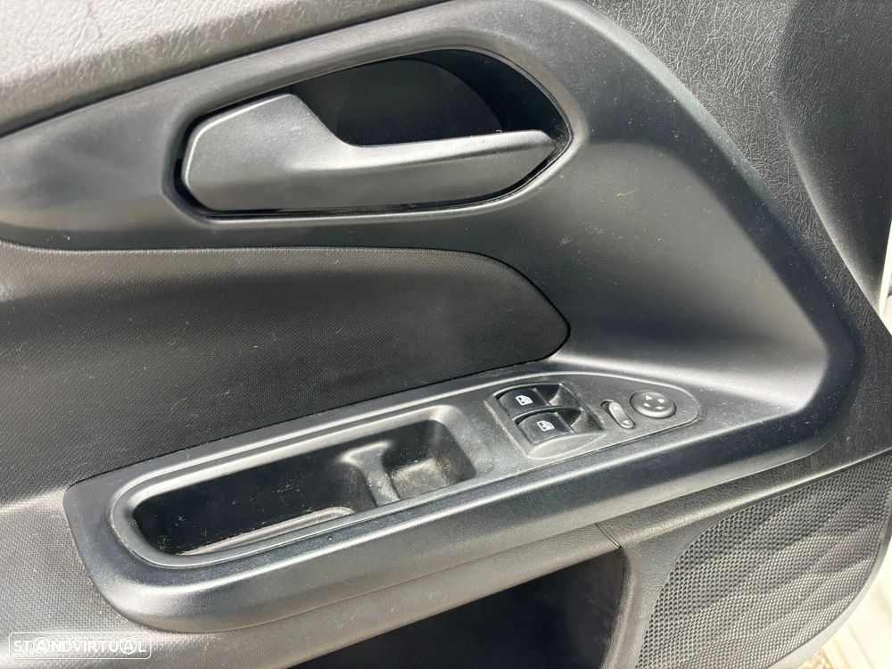 Fiat Tipo 1.3 M-Jet Pop - 17