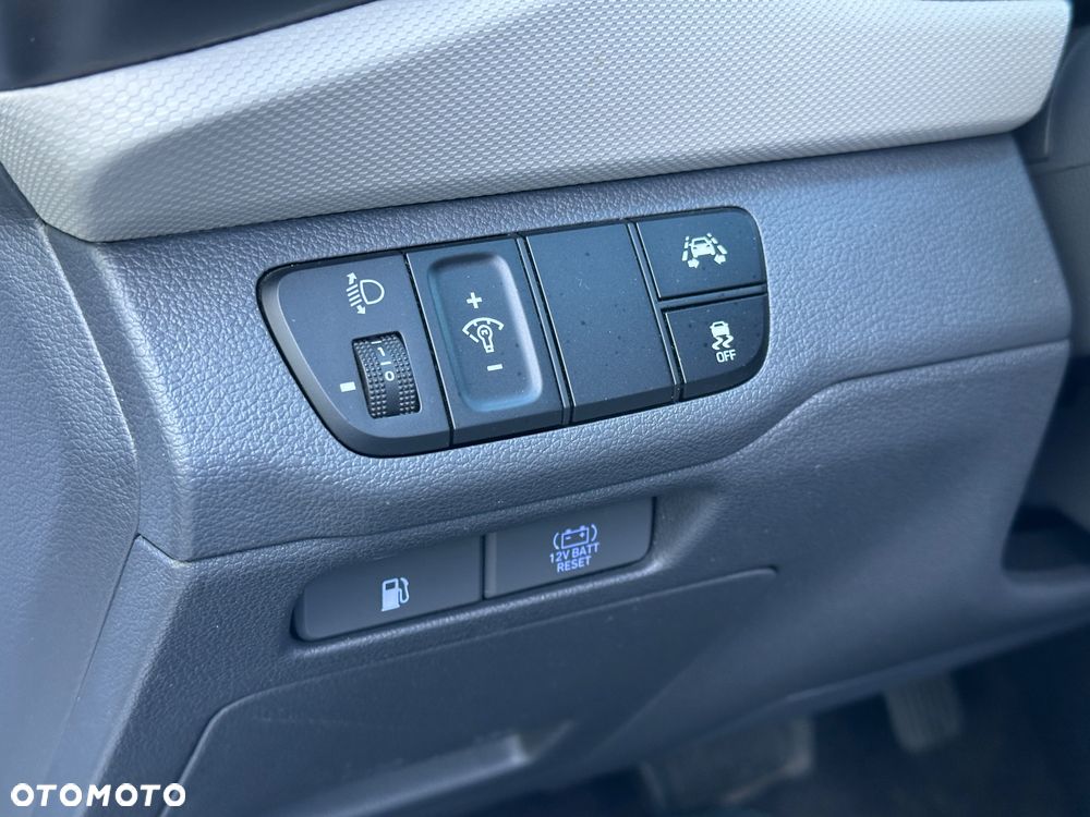 Hyundai IONIQ 1.6 GDI Style - 34