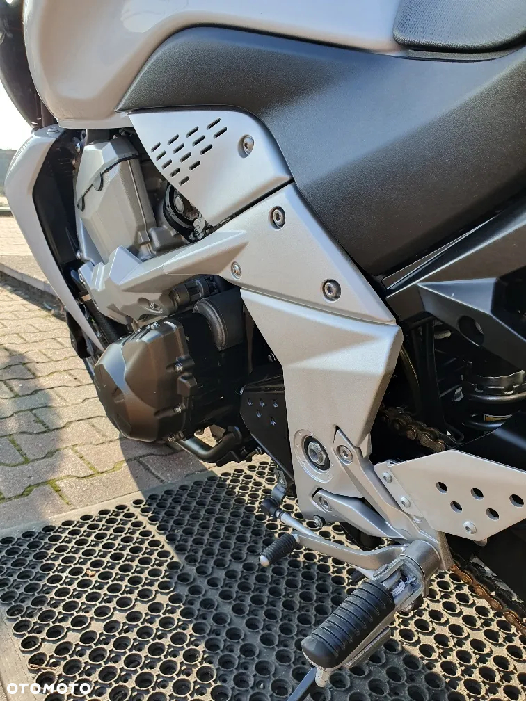 Kawasaki Z - 17