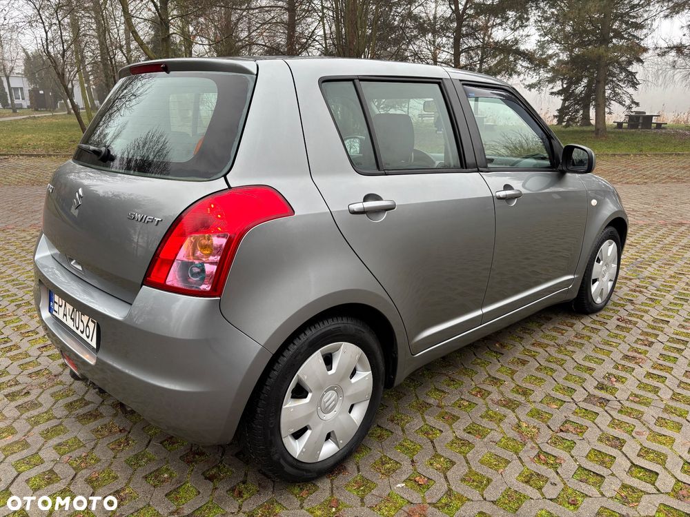 Suzuki Swift 1.3 Comfort dance - 10