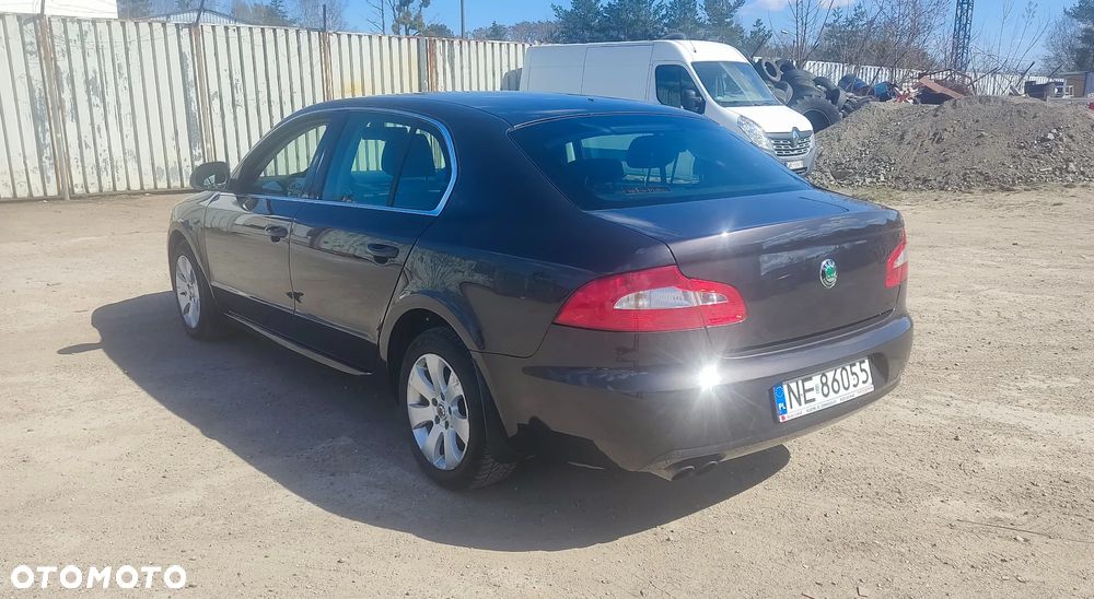 Skoda Superb 2.0 TDI Comfort - 6