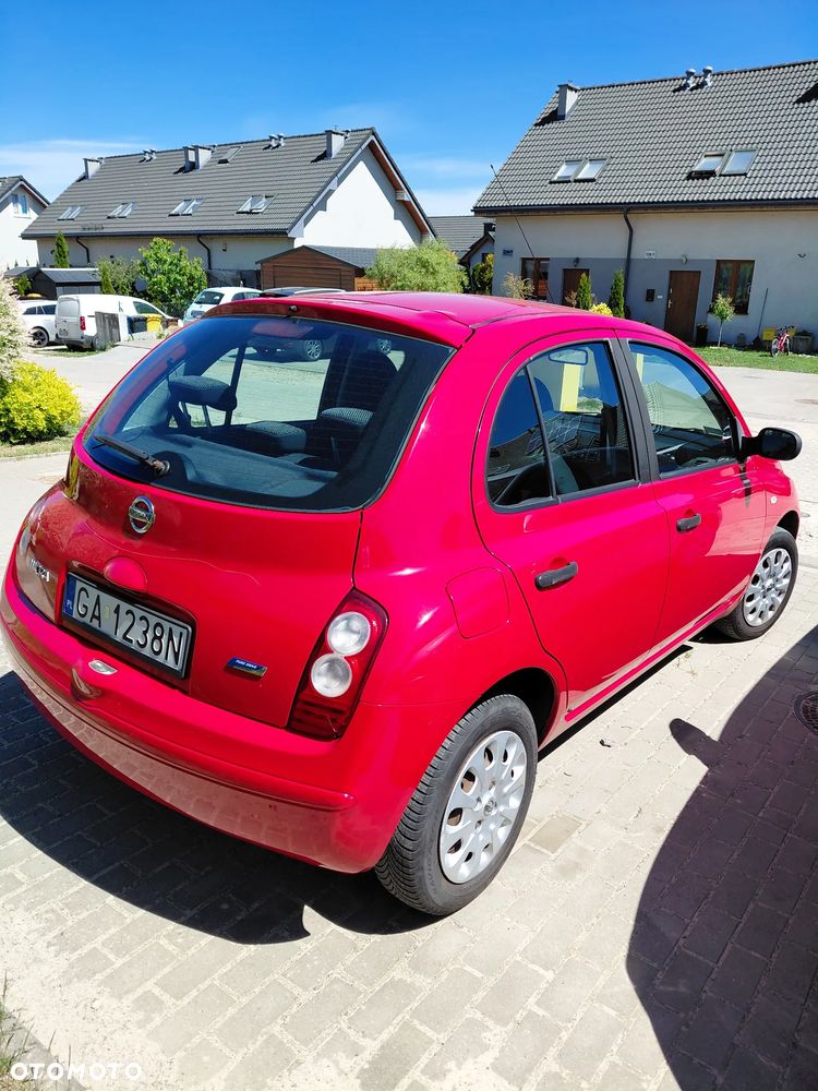 Nissan Micra - 1