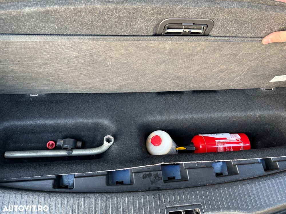 Renault Megane ENERGY dCi 110 Start & Stop Bose Edition - 23