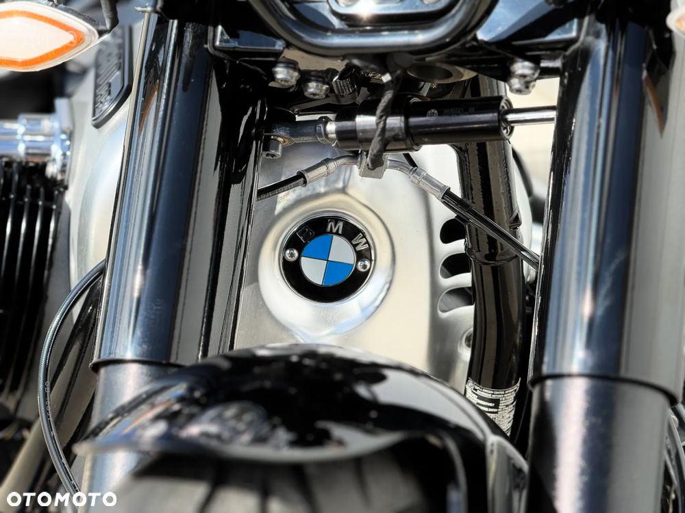 BMW R - 9