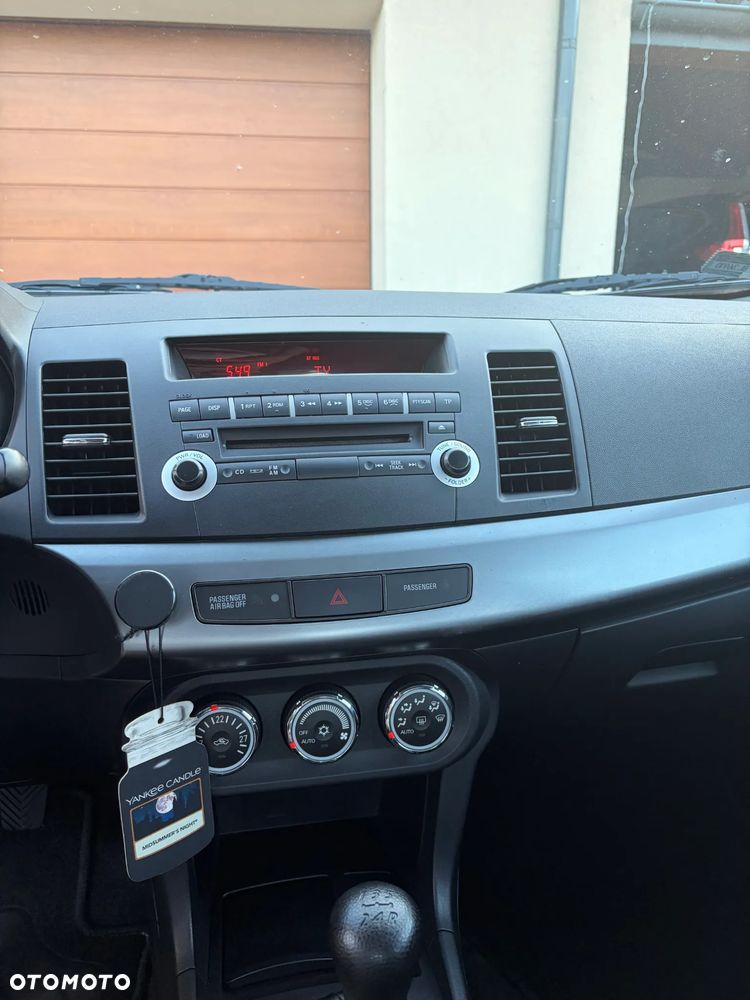 Mitsubishi Lancer - 14