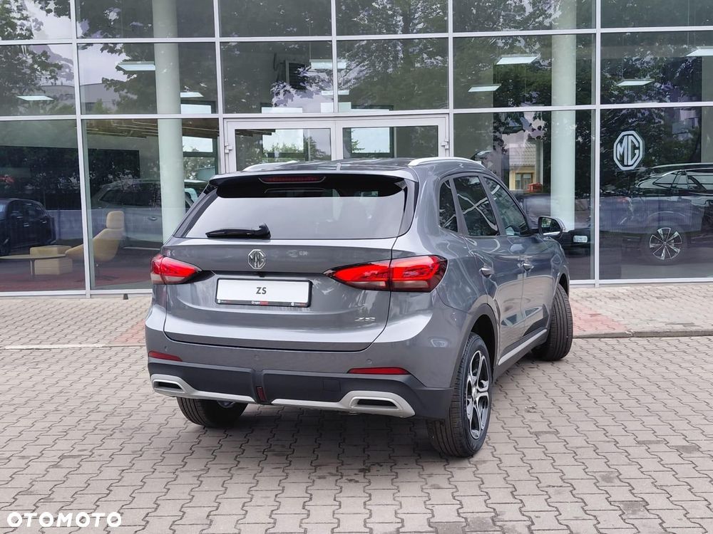 MG ZS - 5