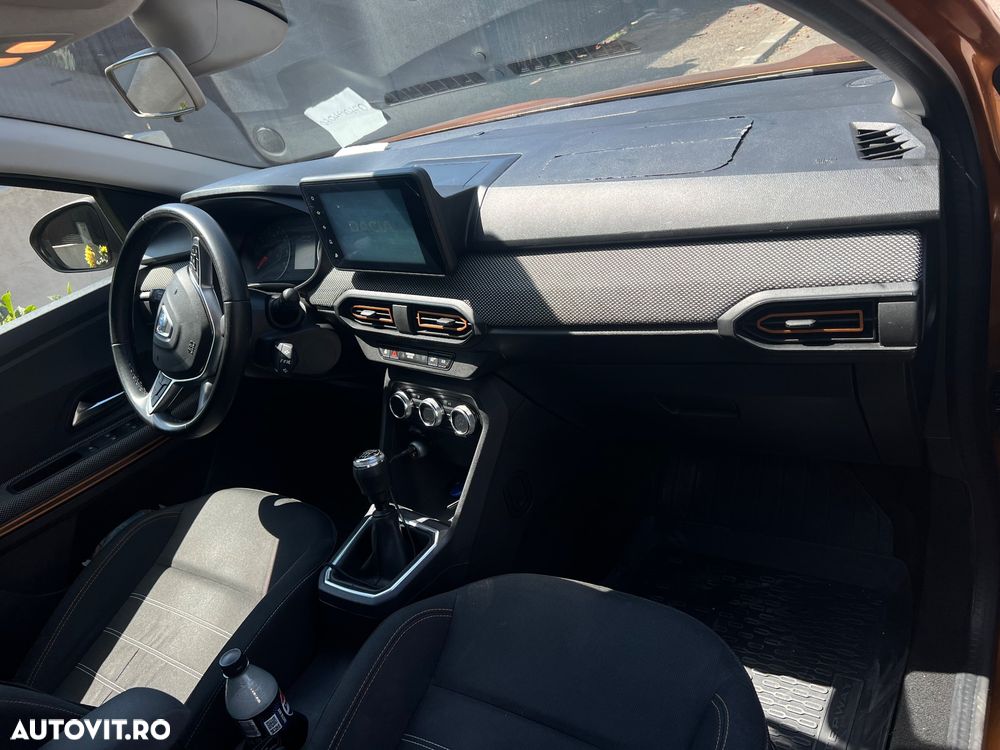 Dacia Sandero - 6