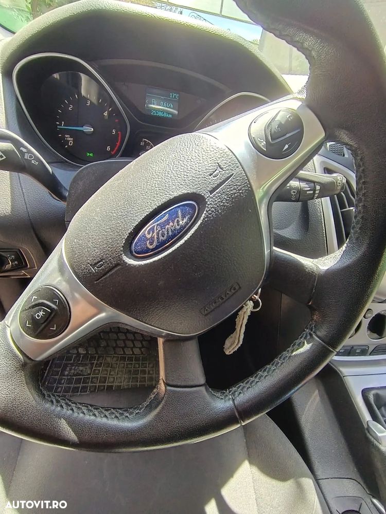 Ford Focus - 6